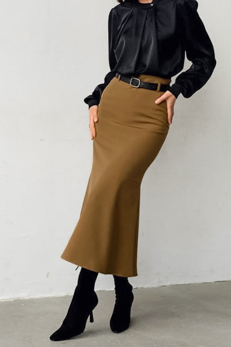 Falda midi elegante de cintura alta