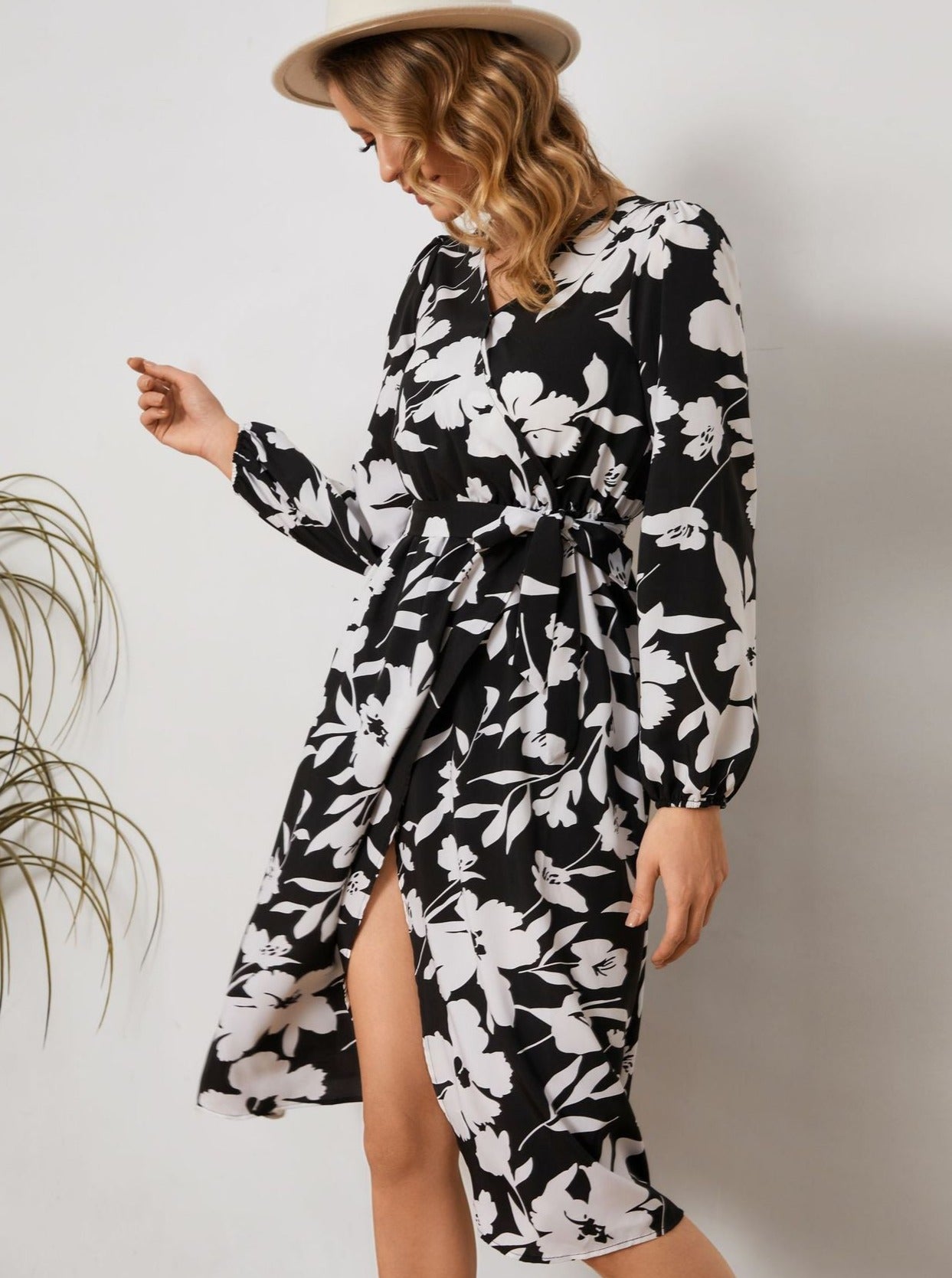 Elegant Floral Print Long Sleeve V-Neck Slit Lace-Up Midi Dress