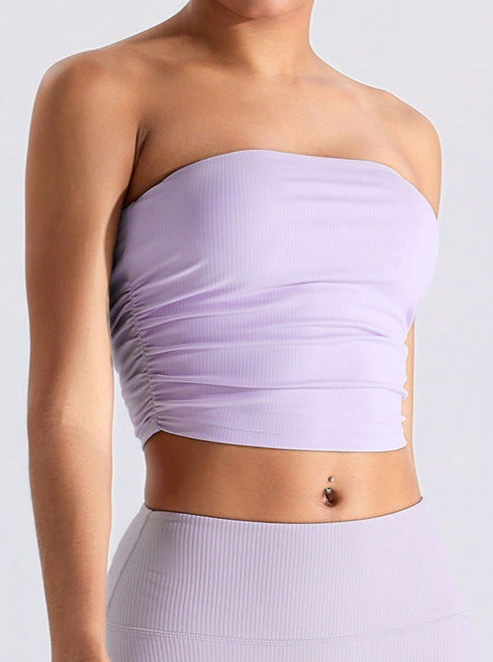 Top ajustado con escote en V y rosca color morado 