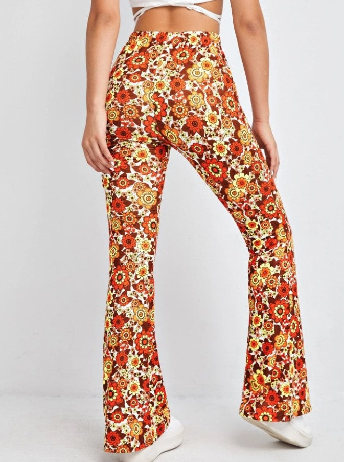 Pantalones sexis con cintura alta y estampado floral 