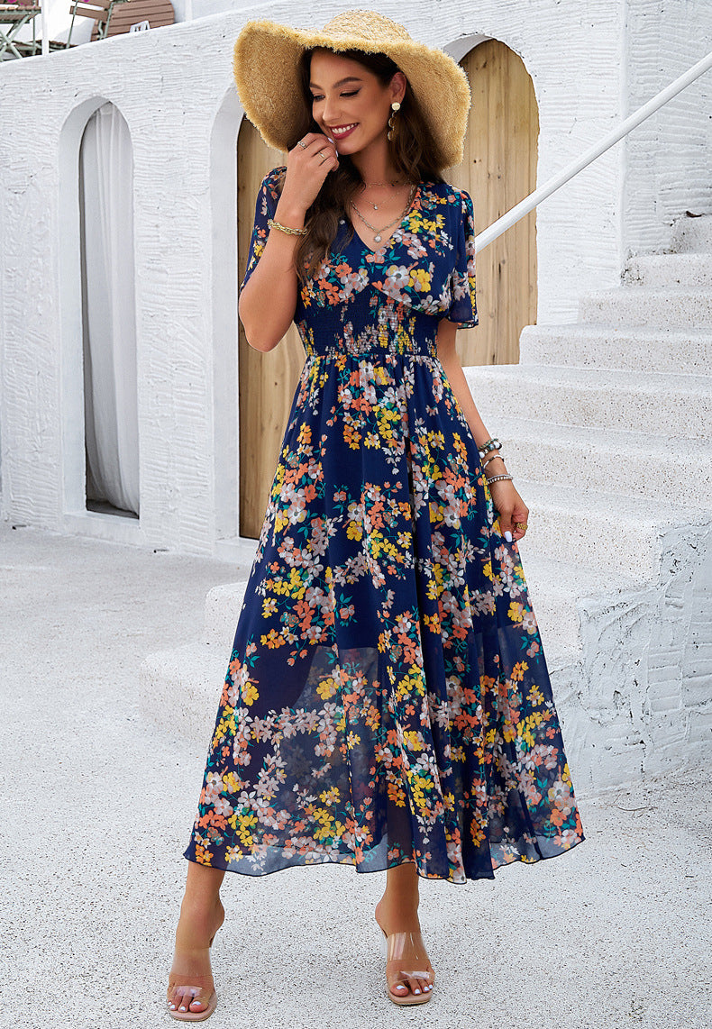 Vestido de verano con escote en V y estampado floral