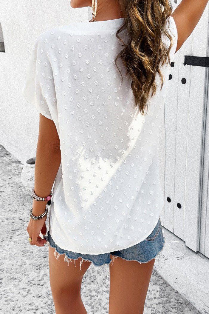 Blusa elegante blanca con escote en V y mangas cortas bordadas 