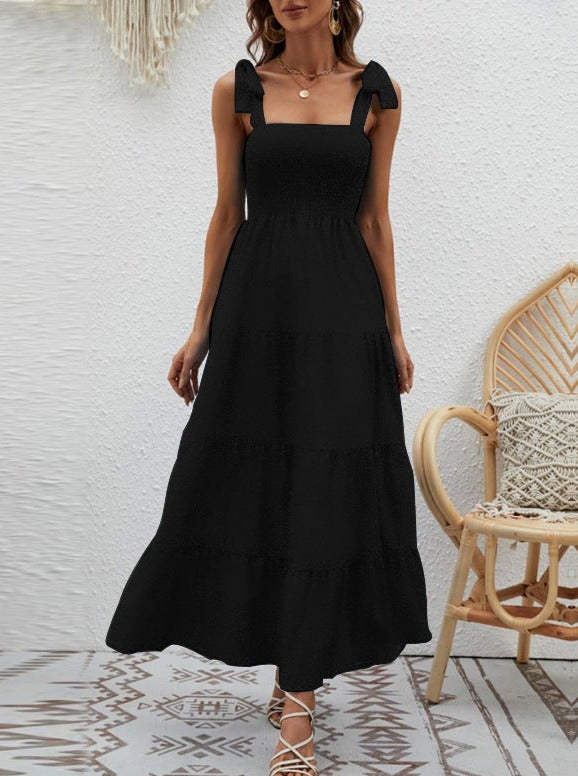 Vestido midi sin mangas con escote halter y fruncido en capas 