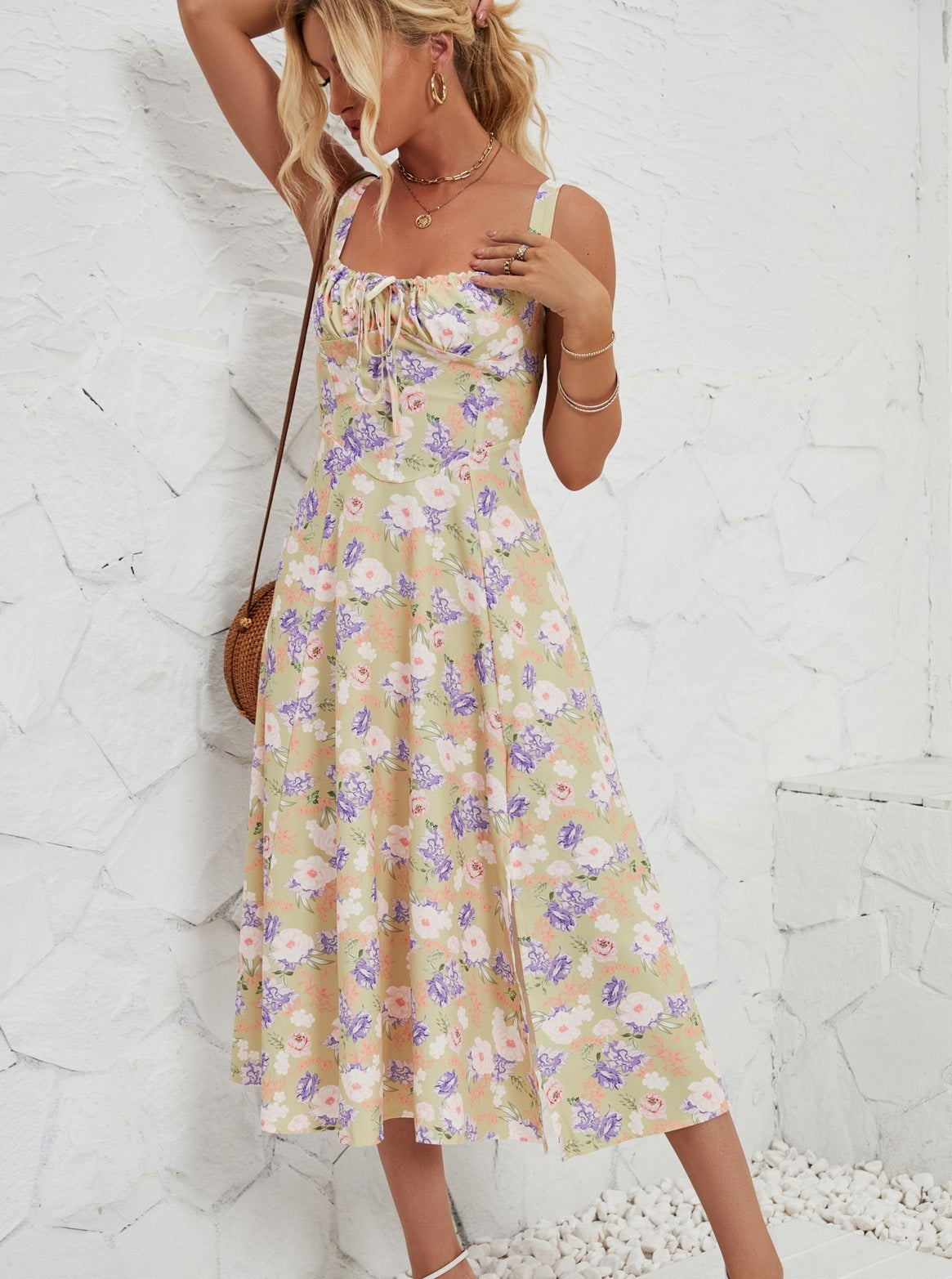 Vestido de sol sin mangas con estampado floral 